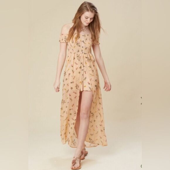 Altar’d State Floral Walk-Through Off Shoulder Maxi Dress Nude Peach Size‎ Small - Picture 1 of 8